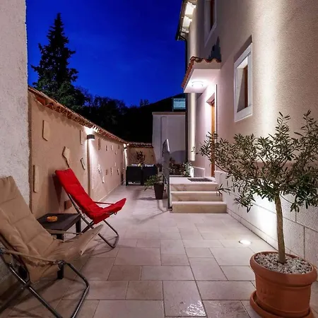 Holiday home In Krnica/istrien 38131 Krnica